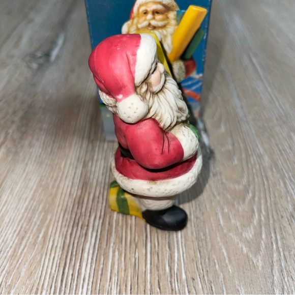 Vintage Porcelain Figurine Santa Christmas 3.5" With Box CS14597. - Picture 5 of 12